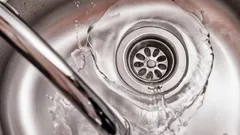 Înfundările canalizării vor deveni o raritate – încercați această soluție simplă acasă.