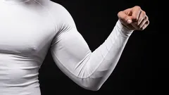 Ce mușchi contribuie la creșterea dimensiunii brațelor și cum să îi antrenezi corect?